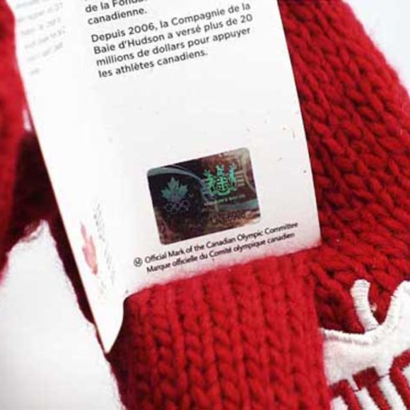 OLYMPICS 2012 MITTENS, RED MAPLE LEAF, YOUTH ONE SIZE, AUTHENTIC HOLOGRAM & - Picture 2 of 7